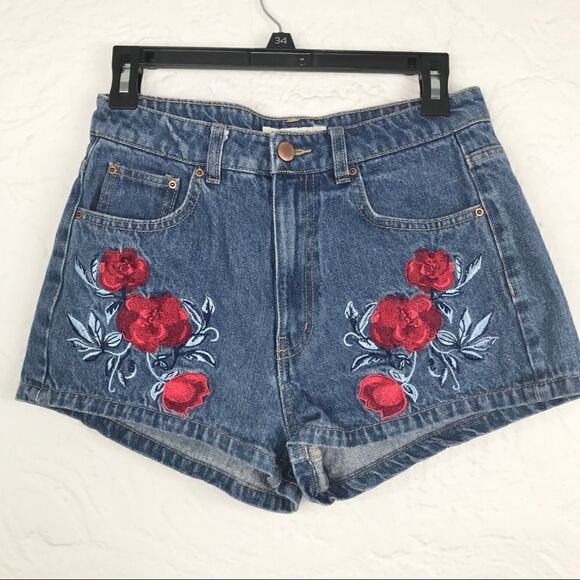 H&M Coachella denim jean shorts with red roses-8 - Picture 4 of 10